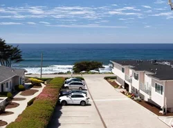 Cambria Landing Inn and Suites
