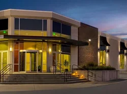 Holiday Inn Des Moines-Airport Conf Center, an IHG Hotel