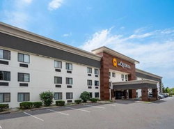 La Quinta Inn by Wyndham Indianapolis Airport Executive Dr