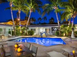 Orchid Key Inn - Adults Only