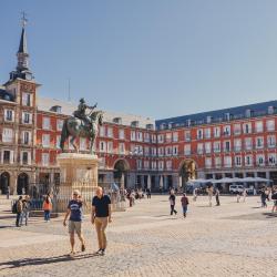 Plaza Mayor, Madrid Accommodation Rooms