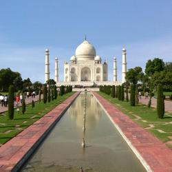 Agra Accommodation Rooms