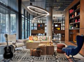 Moxy Kaunas Center Accommodation Rooms