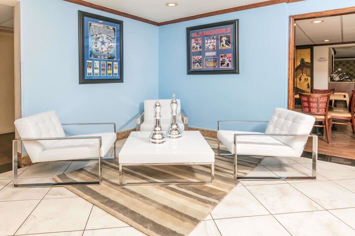 Baymont By Wyndham Arlington At Six Flags Dr - thumb 5