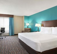 Baymont by Wyndham Evansville East - Accommodation Rooms