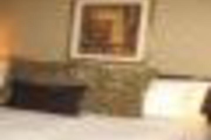 Bethesda Court - thumb 2