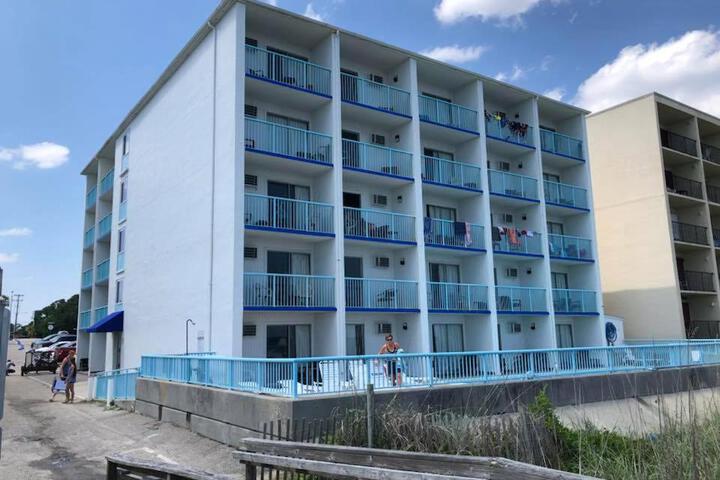 Southern Breeze Oceanfront Motel - thumb 5