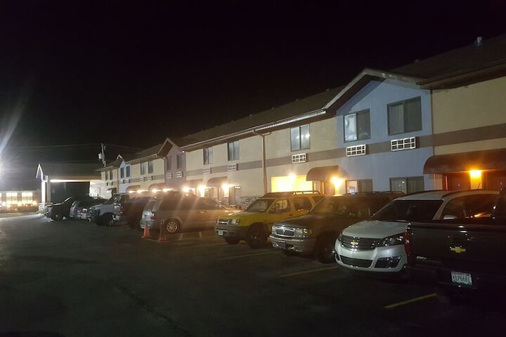 Americas Best Value Inn & Suites Harrisonville - thumb 7