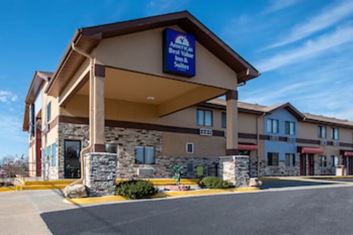 Americas Best Value Inn & Suites Harrisonville - thumb 0