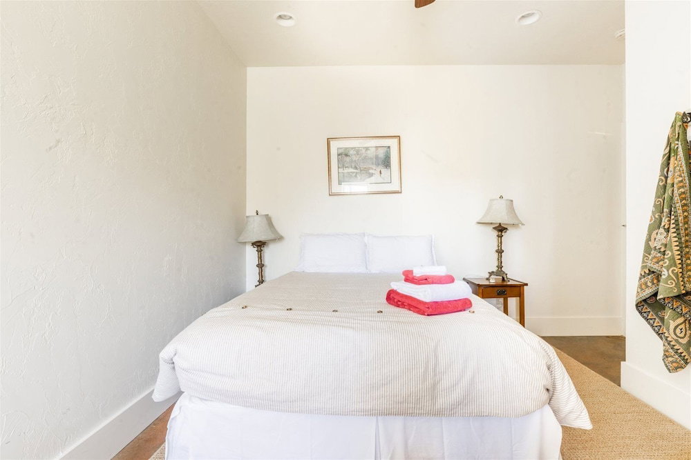 Brevard Luxury Cabin - thumb 2