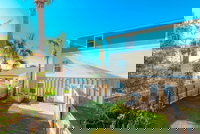 Luxury Living - Modern Beach Townhouse