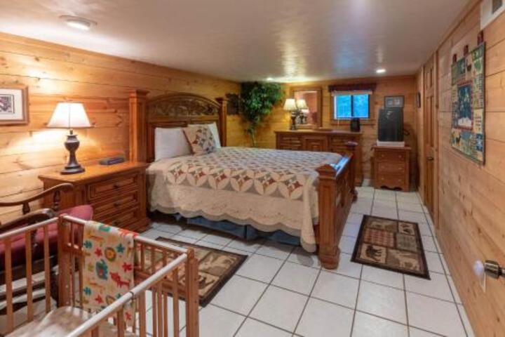 3 Bed 2 Bath Vacation Home In Bryson City - thumb 6