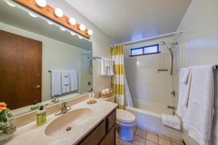 Relax On Chad - thumb 6