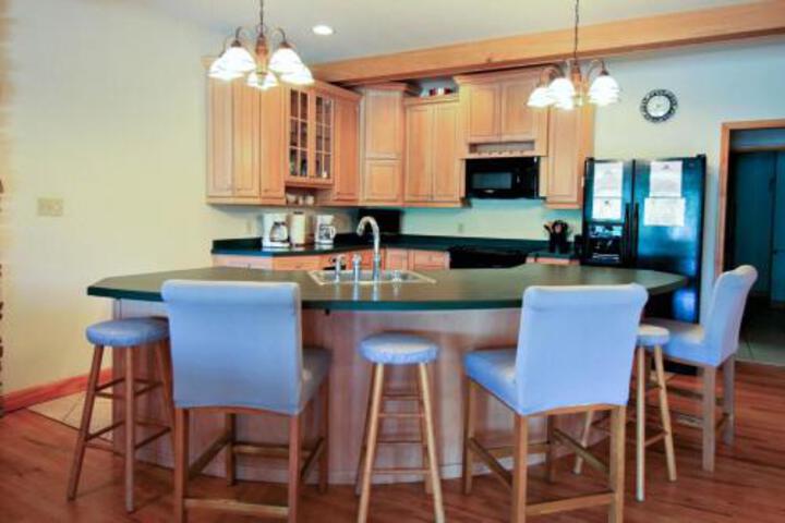 Marina Vista - thumb 1