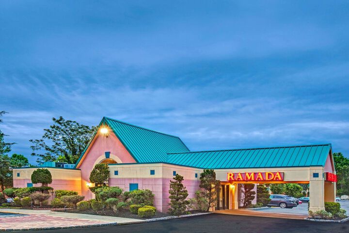 Ramada By Wyndham Parsippany - thumb 1