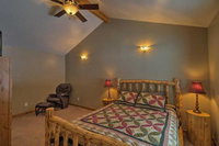 Rustic Cabin 11 Miles to Glacier National Park