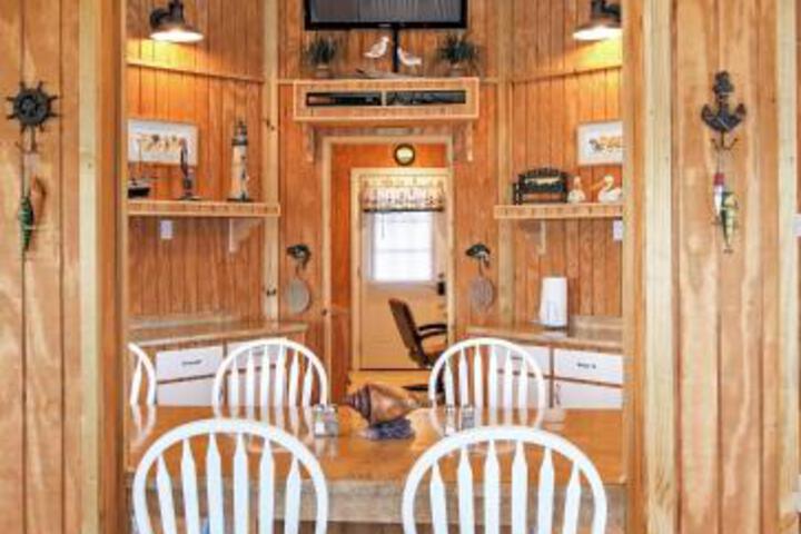 Quaint 1BR Slidell Cottage W / Private Boat Dock - thumb 5