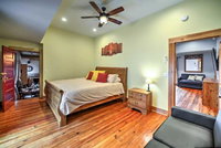 Restored Firehouse w / Theater 1mi to Windham Mtn