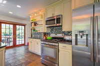 Luxurious Shelter Island Hideaway w / Pool