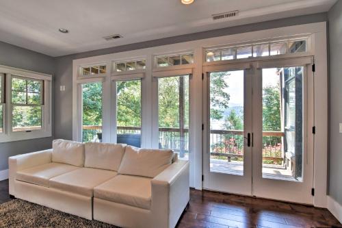 NEW! Luxury Lake Santeetlah Home W / Wraparound Deck - thumb 5