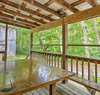 Rustic Taswell Cabin Grill  Walk to Patoka Lake - Accommodation Rooms