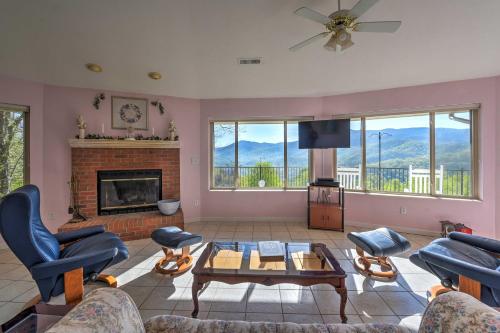 Charming Burnsville Apartment With Stunning Views! - thumb 1