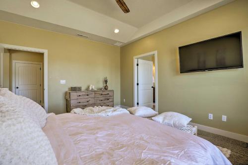 Mountain View Home 30 Mins To Zion National Park! - thumb 4