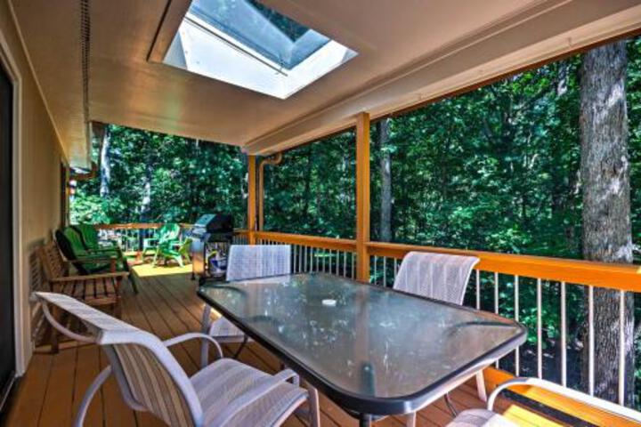 Private Home W / Hot Tub 13 Miles To Dtwn Asheville - thumb 6