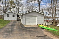Balsam Lakefront Home w / Private Dock  Kayaks