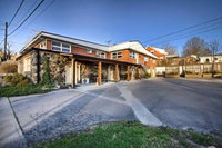 St. Paul Apt w / Patio Walk to Clinch River  Dwntwn