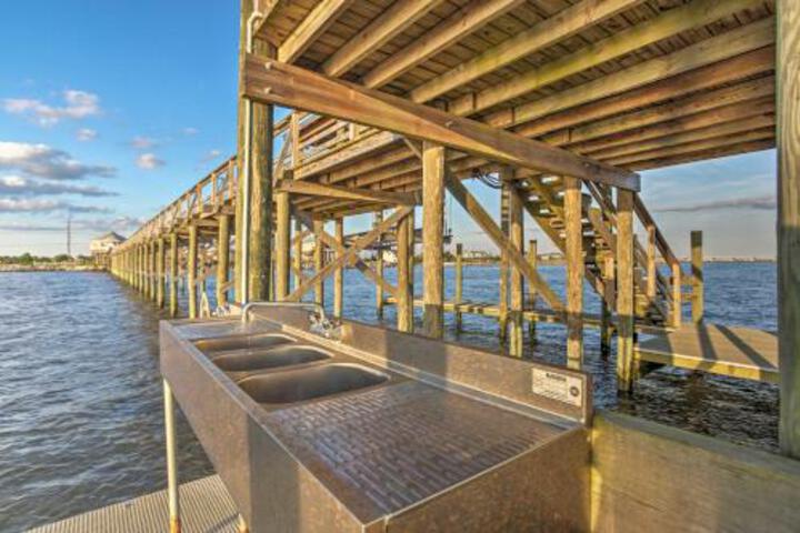 Waterfront Home With Dock 31 Mi To Downtown NOLA! - thumb 4