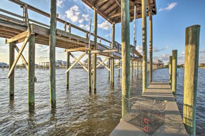 Waterfront Home With Dock 31 Mi To Downtown NOLA! - thumb 6