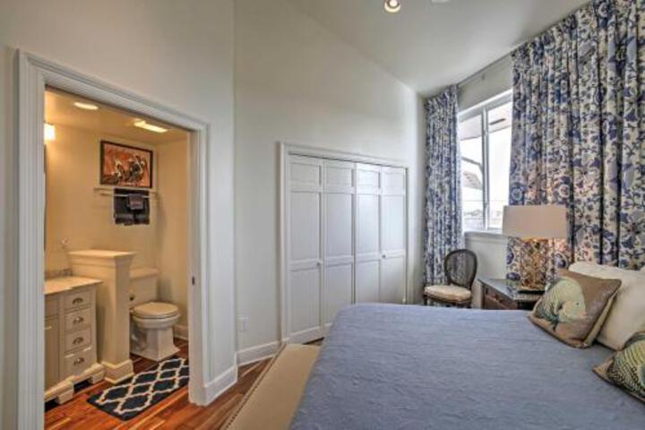 Waterfront Home With Dock 31 Mi To Downtown NOLA! - thumb 5