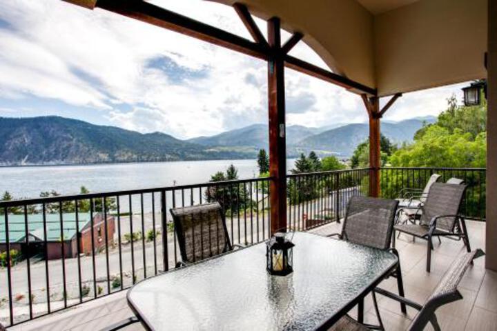 Bright Manson Condo W / Pool & Lake Chelan Views! - thumb 1