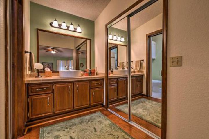 NEW Villages Home In Country Club Hills Golf Pool - thumb 0