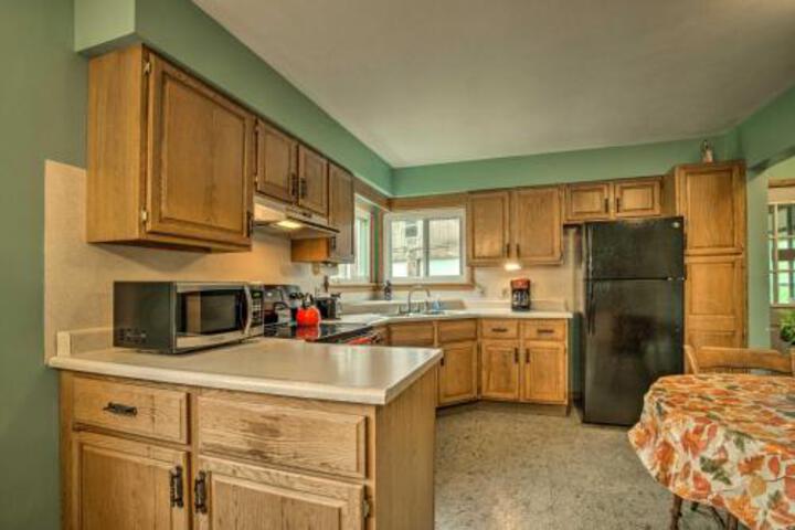 Private Home On 75 Acres Near Canadohta Lake - thumb 4