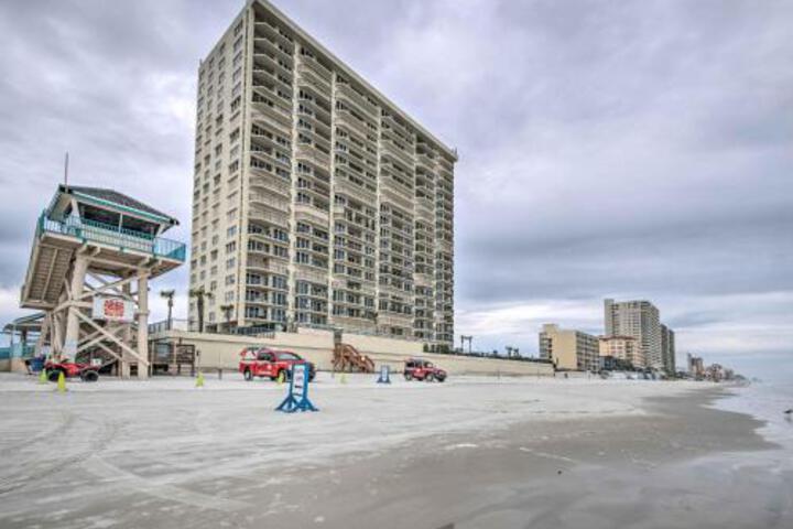 Daytona Beach Condo W / Pool 5 Mi. To Pier! - thumb 5