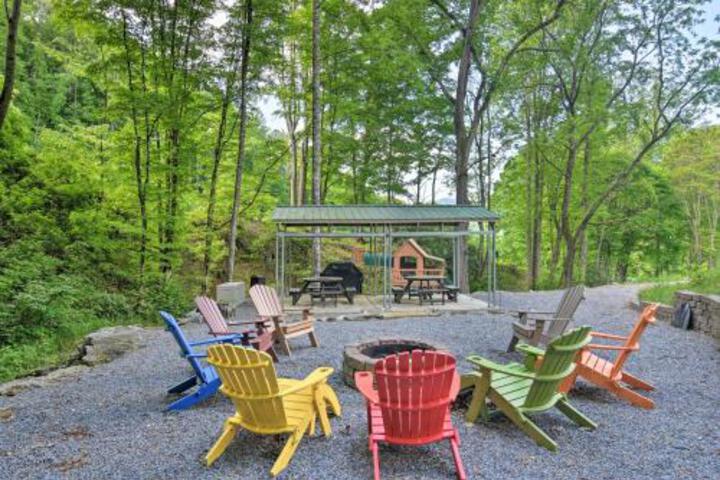 Cabin 18 Mi To Smoky Mountains National Park! - thumb 1