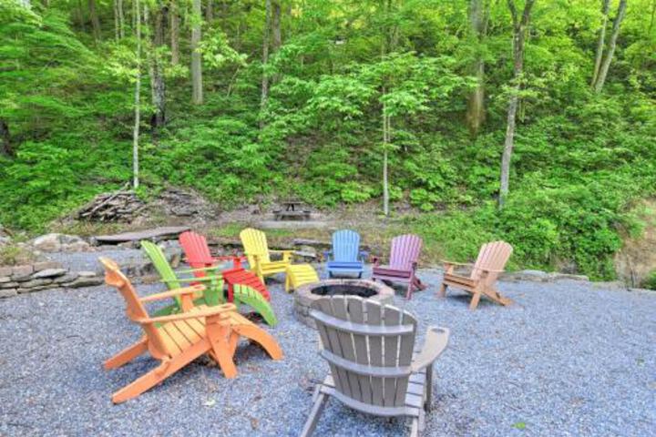 Cabin 18 Mi To Smoky Mountains National Park! - thumb 5