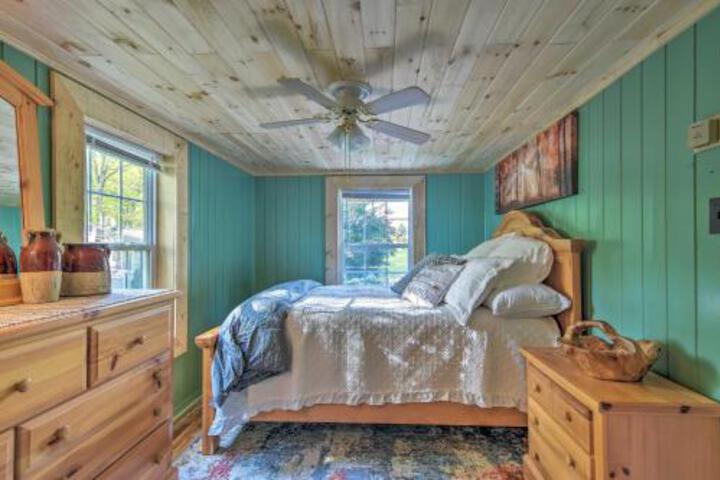 Cozy Candler Cottage 11 Mi To DT Asheville! - thumb 3