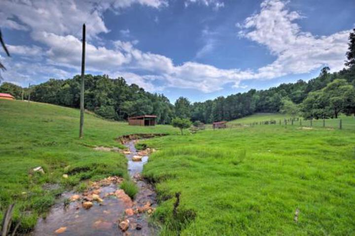 Cabin On Working Alpaca Ranch Near Wineries! - thumb 3