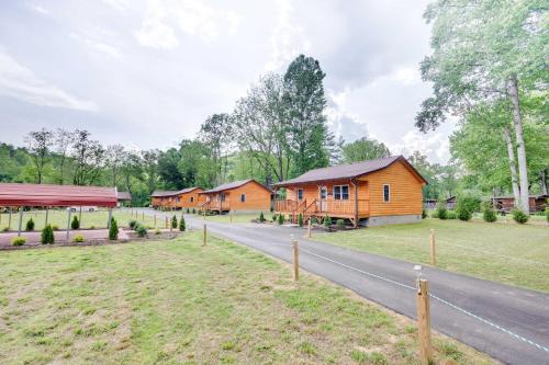 NEW Tuckaseegee Riverfront Cabin W / Private Hot Tub - thumb 5