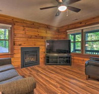 Clyde Cabin w / Porch Mins to Smoky Mountains - Accommodation Rooms