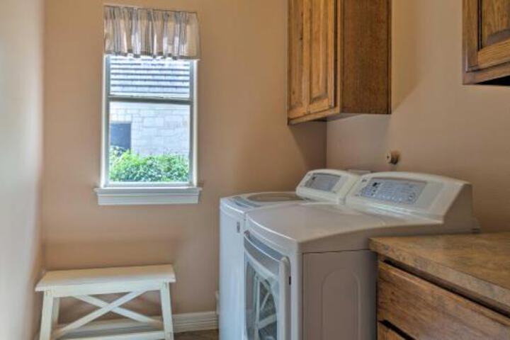 The Hills Home By Golf & 4 Mi To Lake Travis! - thumb 6