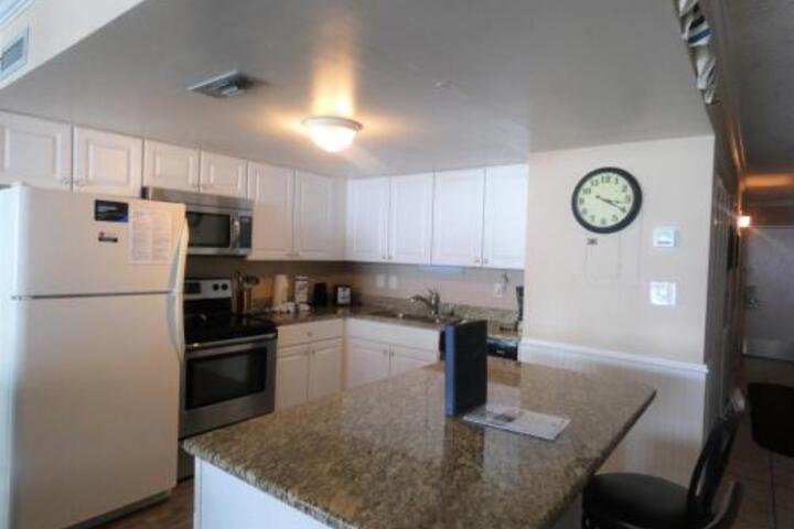 0807 Waters Edge Resort Condo - thumb 2