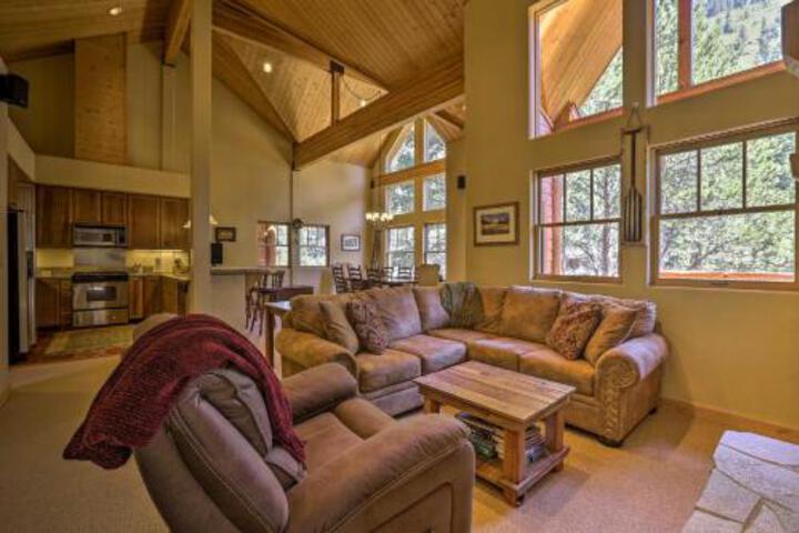 Cozy Alpine Meadows Townhome On The Truckee River! - thumb 2