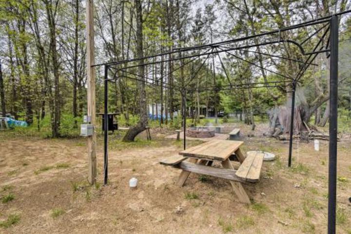 Friendship Cottage 1 Mi To Castle Rock Lake - thumb 5