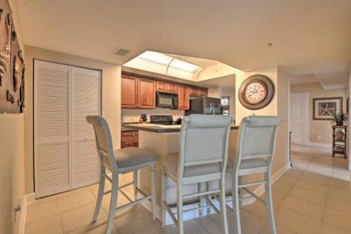 Daytona Beach Seaside Condo W / Pools Hot Tubs - thumb 3