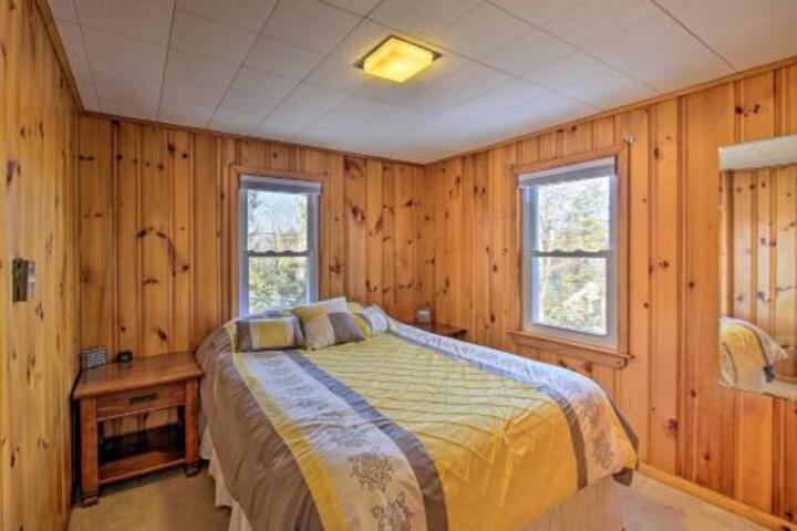 Renovated Lakehouse With Kayaks & Beach Access! - thumb 1