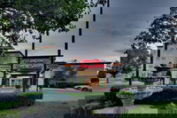 Hampton Inn  Suites Chicago/Aurora